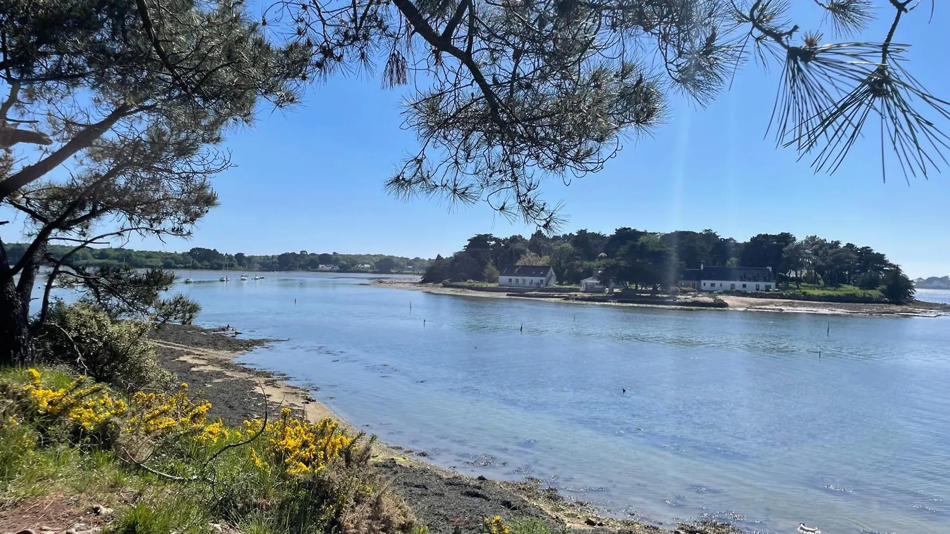 別荘 Ty Silin Maison De Vacances-600M De La Plage Et 400M Du Golf De Kerver A Pied サン・ジルダ・ド・リュイス